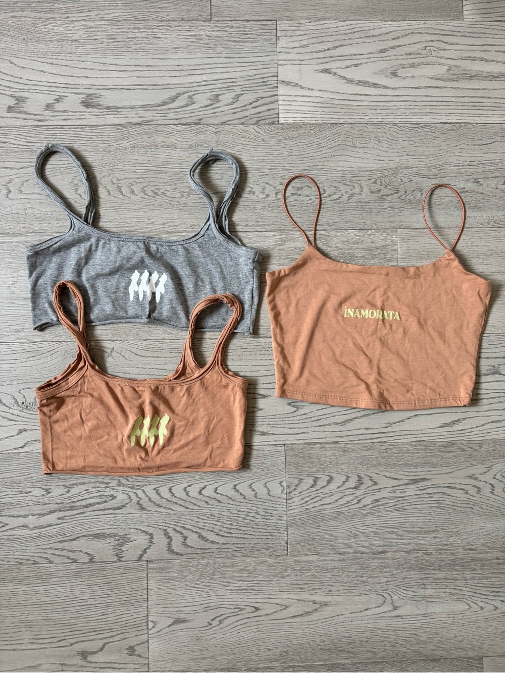 iNAMORATA Gray and Rust Spaghetti Strap Crop Top Set